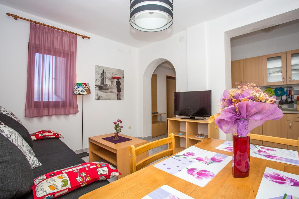 Olivista Croatia Apartments Njivice Exterior foto